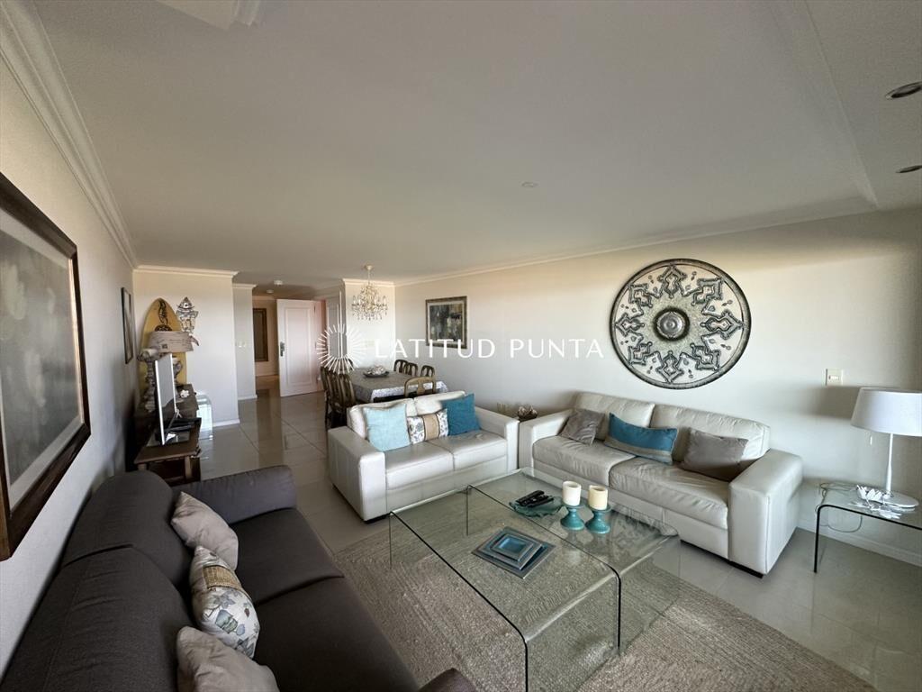 Apartamento en Brava, 3 dormitorios