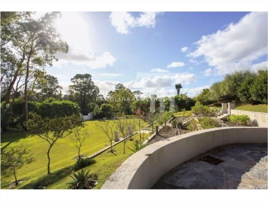 Casa en venta de 4 dormitorios en Golf, Punta del