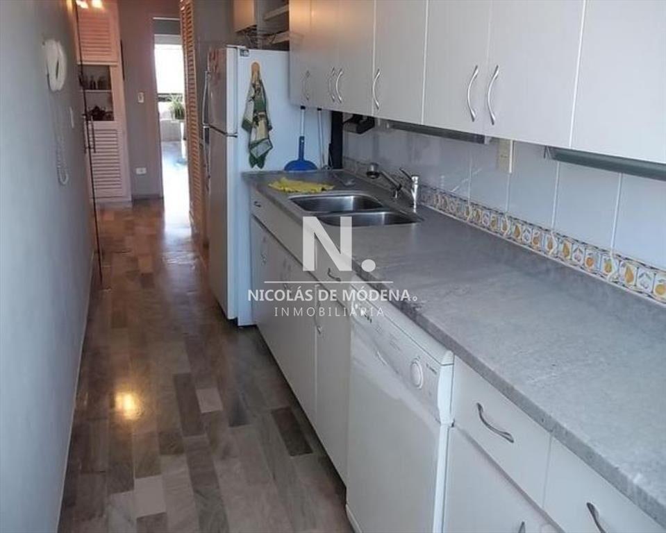 Departamento en piso alto, Punta del Este