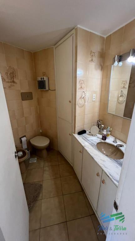 En venta apartamento 3 dormitorios con parrillero