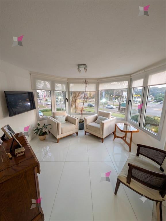 Gran apartamento 3 dormitorios más dependencia