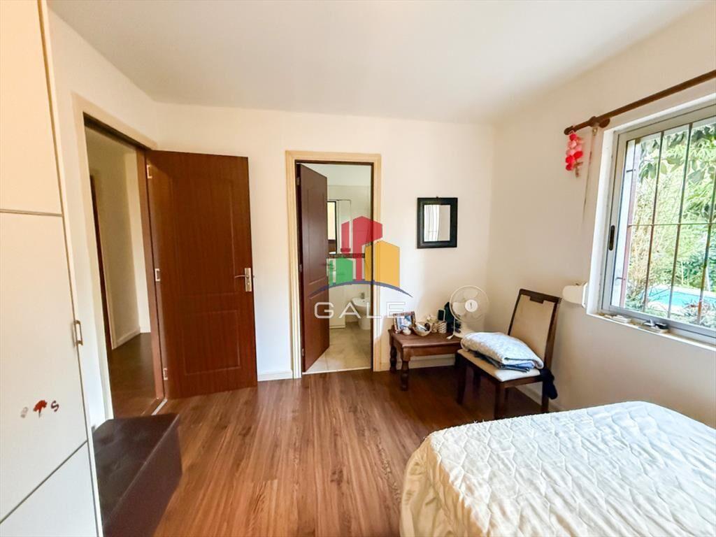 VENTA CASA 3 DORMITORIOS + LOFT 2 SUITES JARDINES