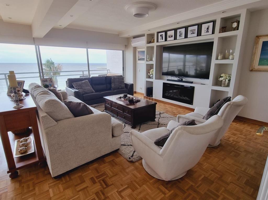 PARODI VENTA APARTAMENTO POCITOS RAMBLA  4 DORMITORIOS 4 BA