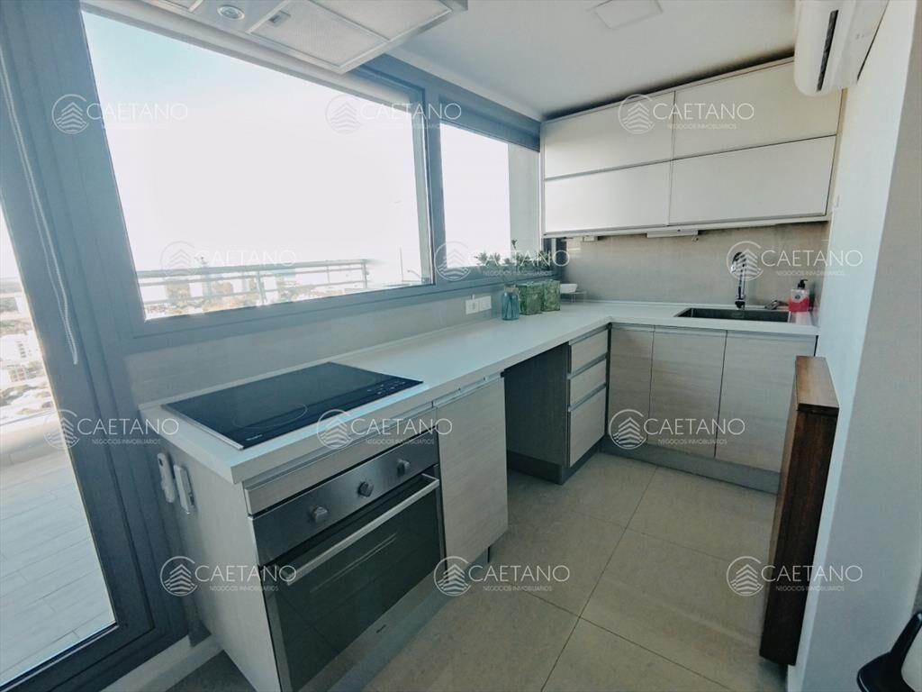 VENTA DE HERMOSO PENTHOUSE DE 2 DORMITORIOS CON Y