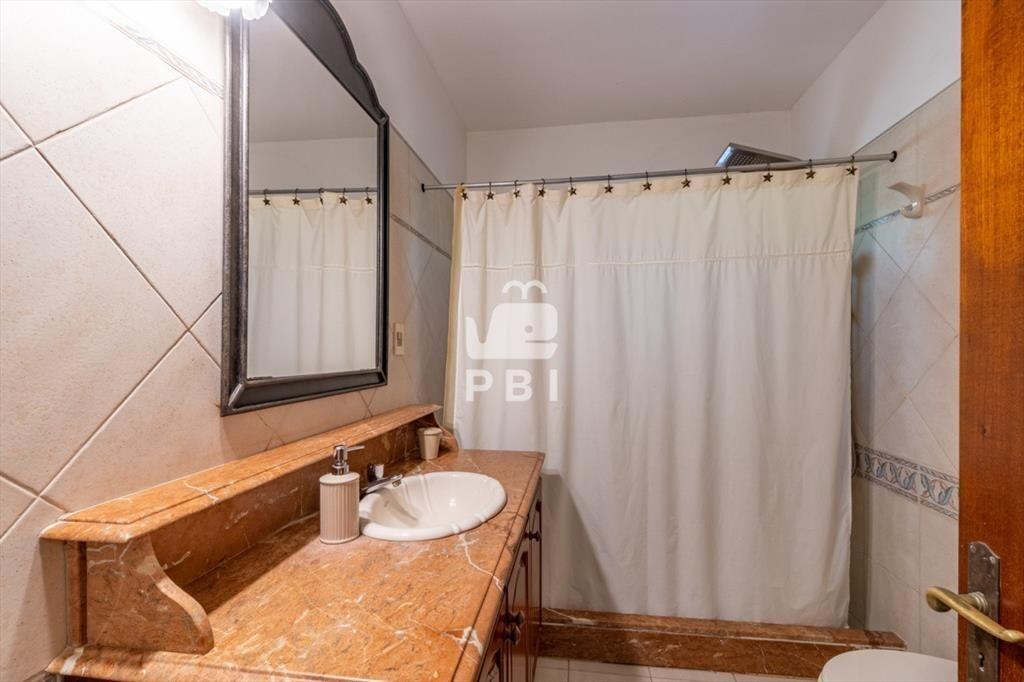 Casa 5 DORMITORIOS en Punta Ballena, Maldonado -