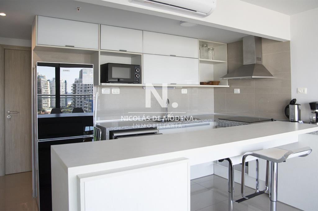 Apartamento en venta en Torre Onix, moderno con 1