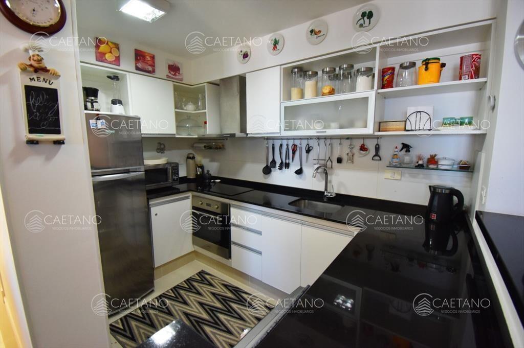 Venta apartamento 2 dormitorios y medio. Aidy del