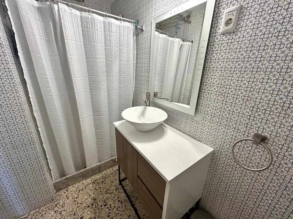 VENTA APARTAMENTO 1 DORMITORIO Y MEDIO PENINSULA