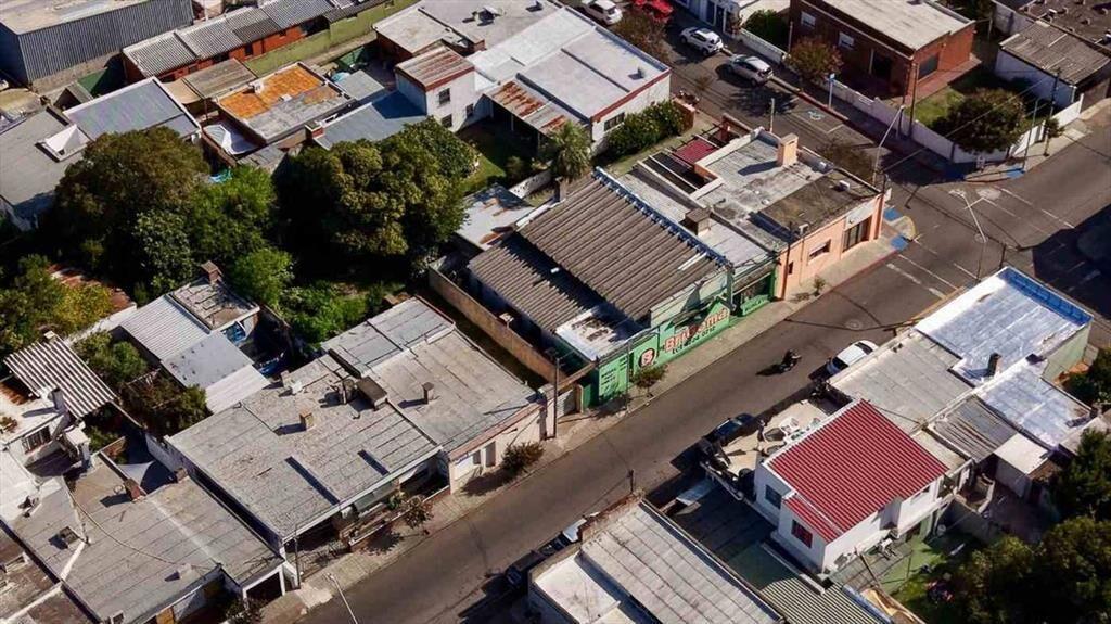 VENTA TERRENO CASA Y LOCAL CENTRO MALDONADO