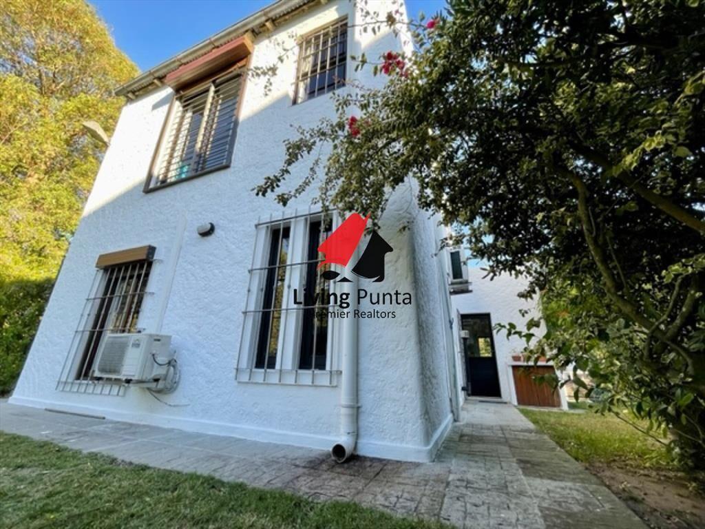 Casa en venta. Pinares. Ideal para todo el aÃ±o