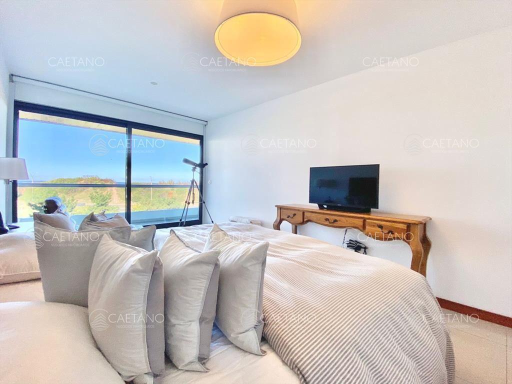Venta apartamento 3 dormitorios. Playa brava, Punta del Est