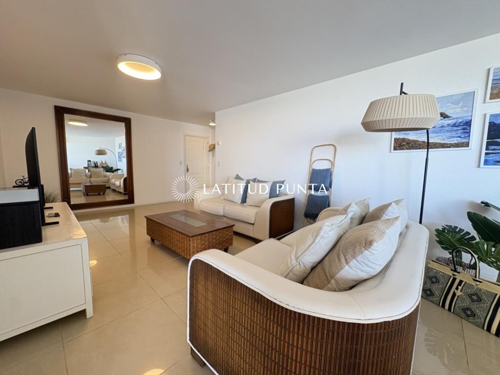 Apartamento en Brava, 3 dormitorios más
