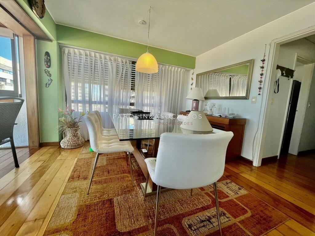 Departamento en Venta de 3 dormitorios en Playa