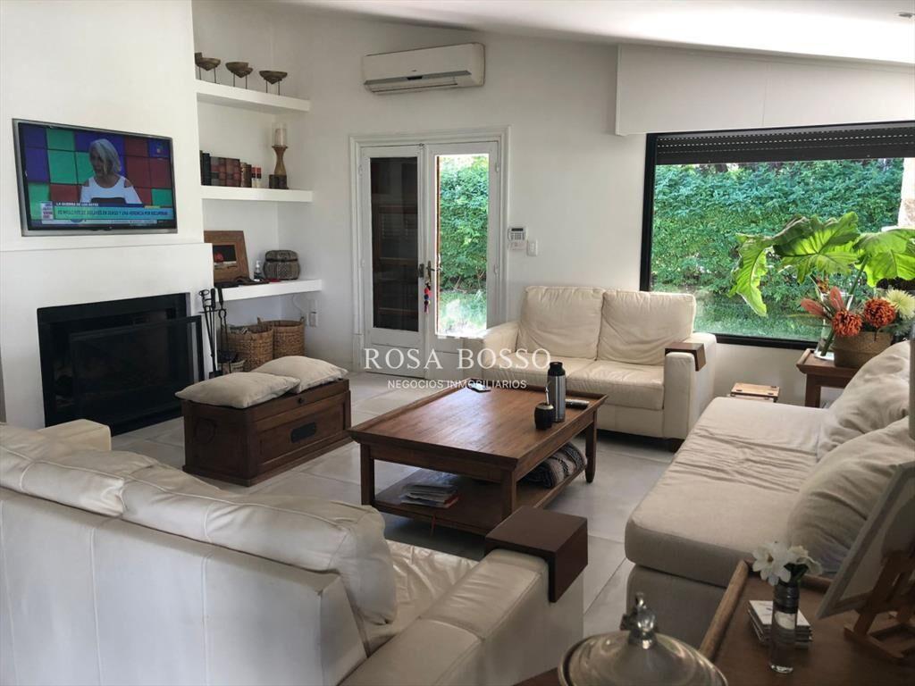 Hermosa casa gran parque con piscina climatizada