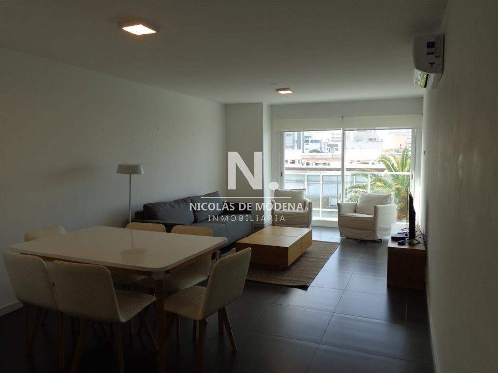 Apartamento en venta de 2 dormitorios, Edif. Del