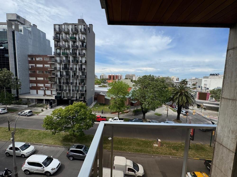 Venta apartamento 3 dorm en Pocitos Nuevo. 26 de Marzo