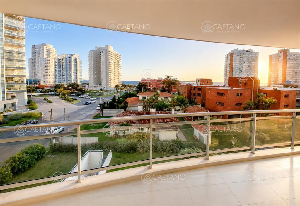 Apartamento en Venta - Punta del Este, Playa