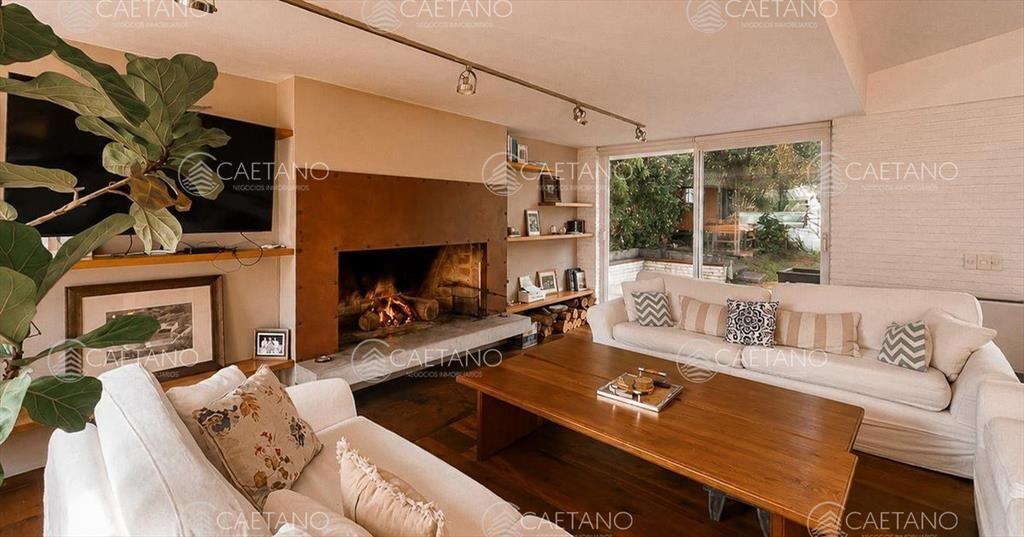 Venta casa 7 dormitorios - Lugano, Punta del Este