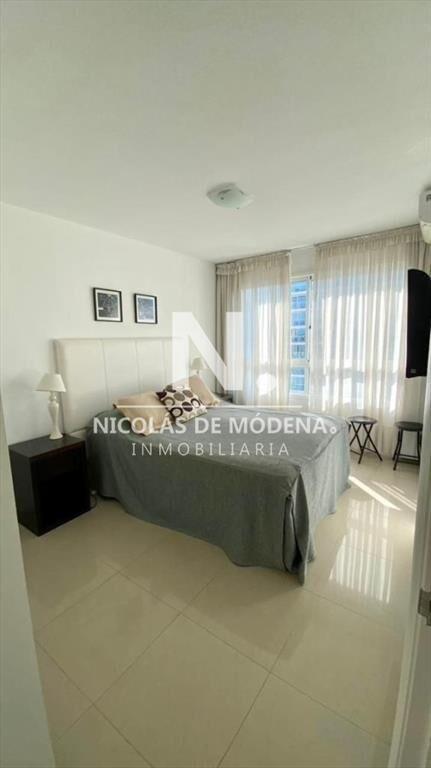 Departamento de 1 dormitorio en venta, sobre Av.