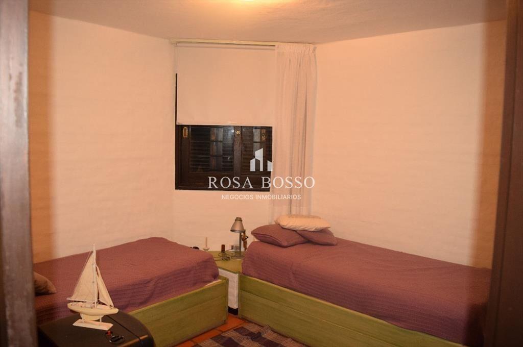 Apartamento en Brava, 3 dormitorios *