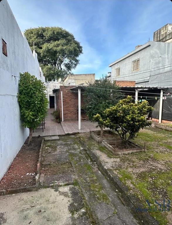 Venta Casa 3D + apartamento, galpón y amplio fondo, c/co...