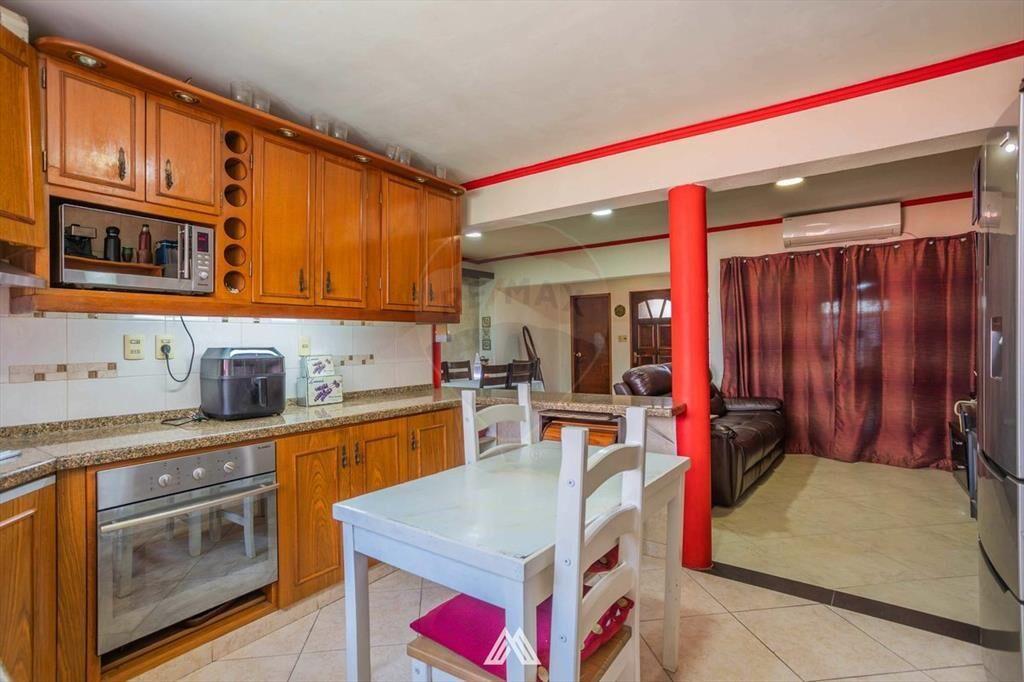 Vendo Casa + Apartamento Belvedere con Garage