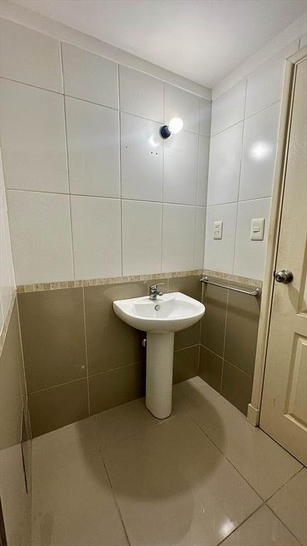 Alquiler Monoambiente Pocitos Piso alto Amenities