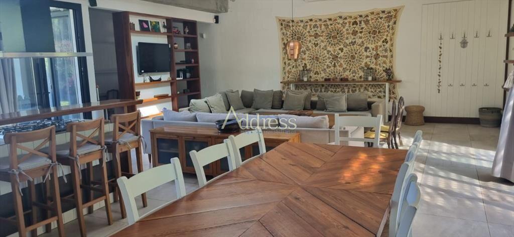 impecable y muy confortable casa, excelente zona