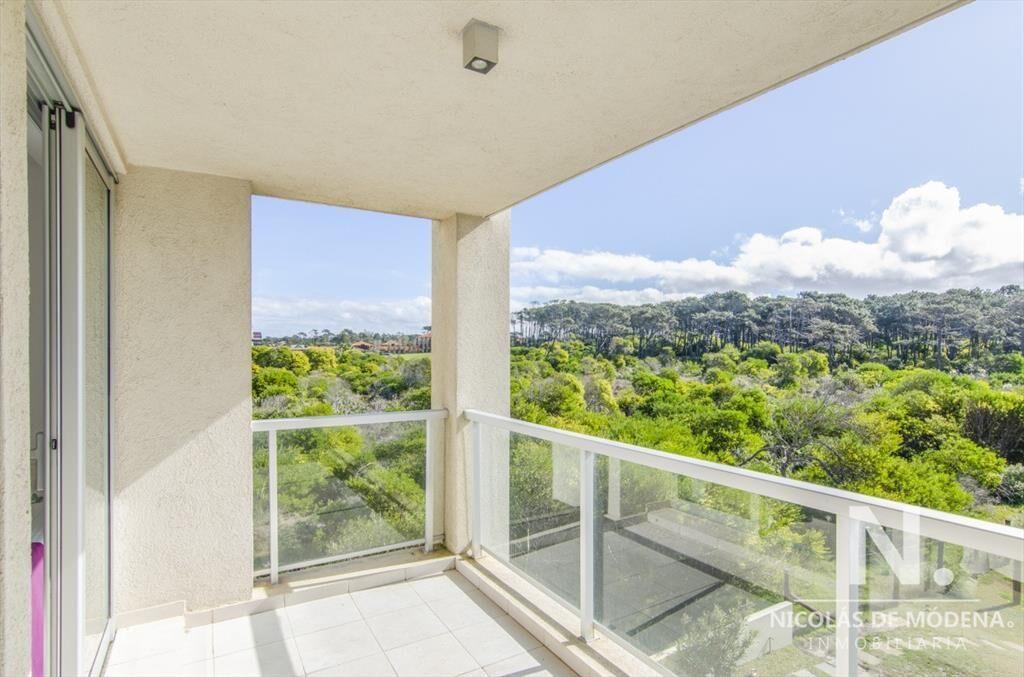 Apartamento Tres Dormitorios en Playa Brava Punta del Este