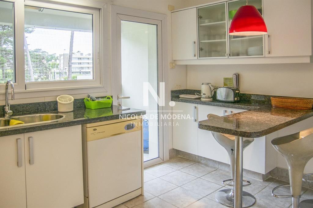 Apartamento en venta con vista al mar en Playa 3