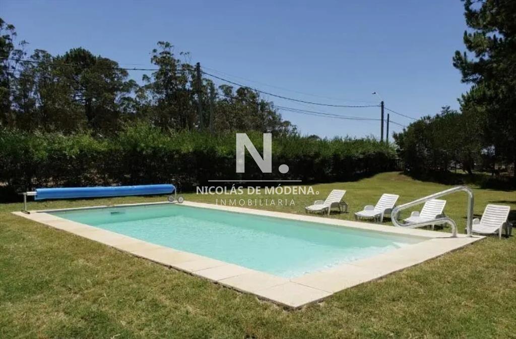 Excelente casa con pileta en Rincón del Indio