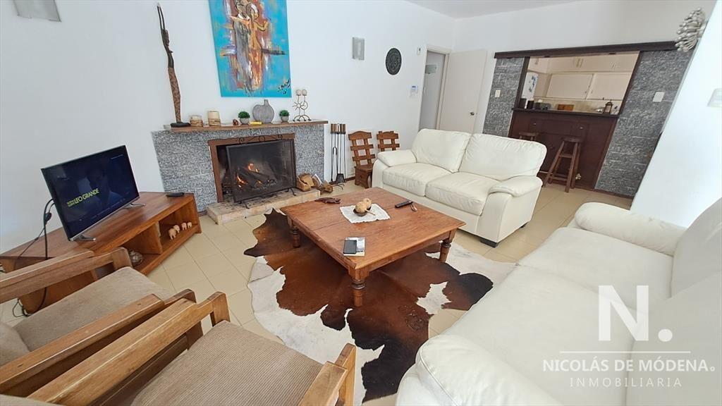 Espectacular Casa En Venta - Zona Rincón del Indio. Ref. 6