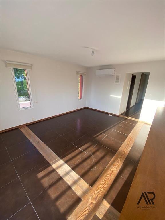 Casa en alquiler de 3 dormitorios c/ cochera en La Tahona