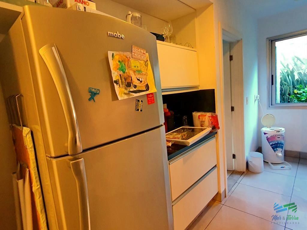 Vendo apartamento de 3 dormitorios y 3 baños.