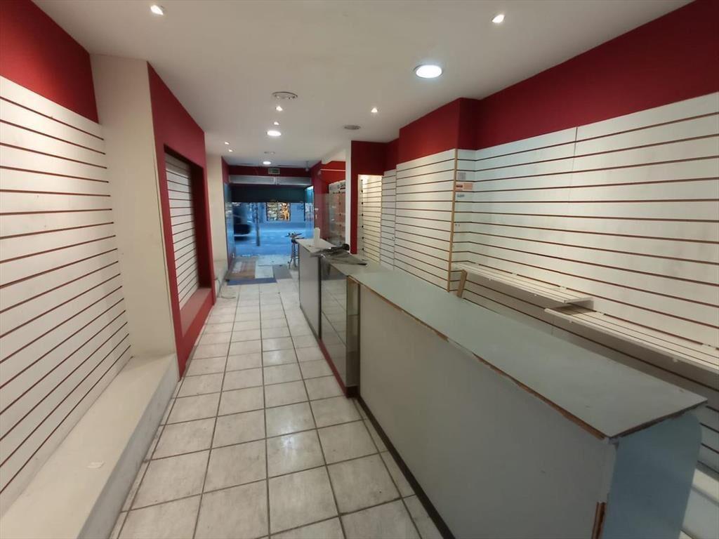 18 De Julio Y Cuareim, 3,5 mts de frente , 170 m2 !!