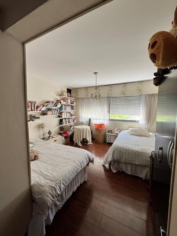 Venta apartamento pocitos 3 / 4 dormitorios 4 baños  garaje