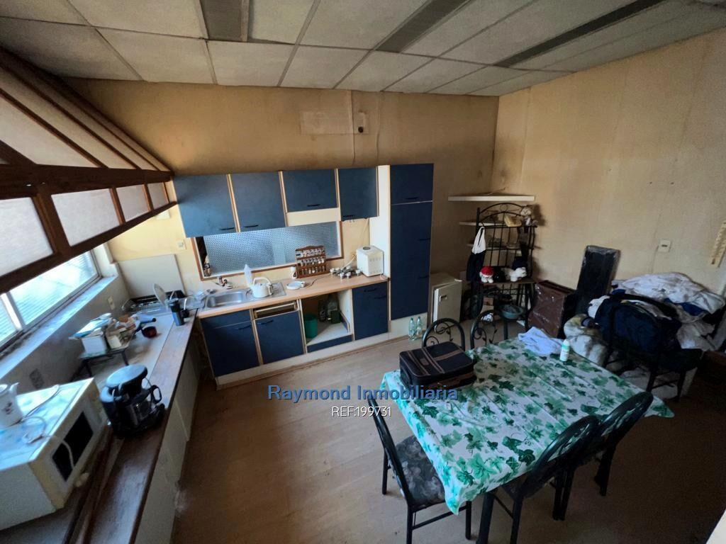 Venta local 1624m2 en Brazo Oriental con renta