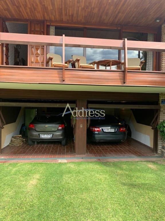 VENTA DE CASA DE 4 DORMITORIOS EN MANSA PUNTA DEL