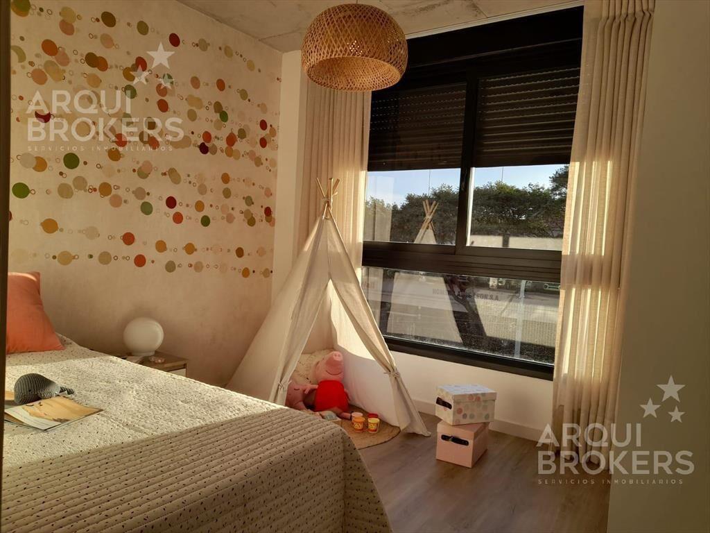 Venta apartamento dos dormitorios en Aguada - 708