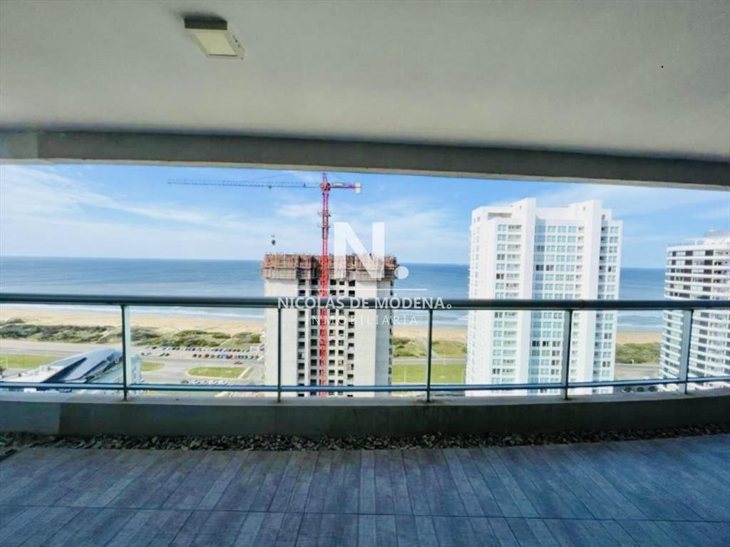 Alquiler temporario de Apartamento de 2 Dormitorios con Par