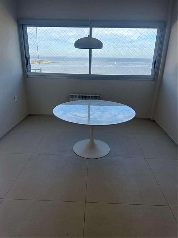Rambla Malvín, apartamento en alquiler, 3 dormitorios, 2 ba