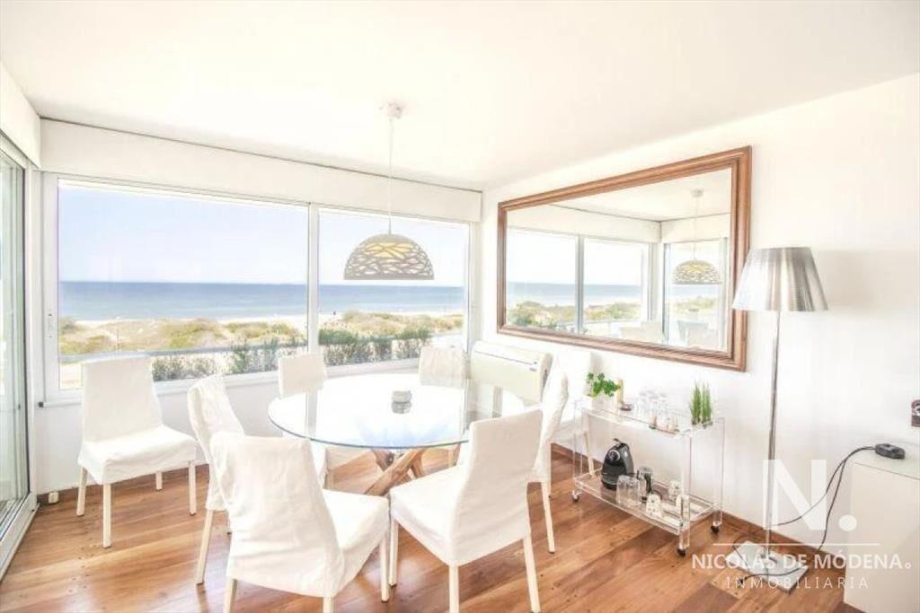 PLAYA BRAVA, PRIMERA LINEA AL MAR PENTHOUSE!!!