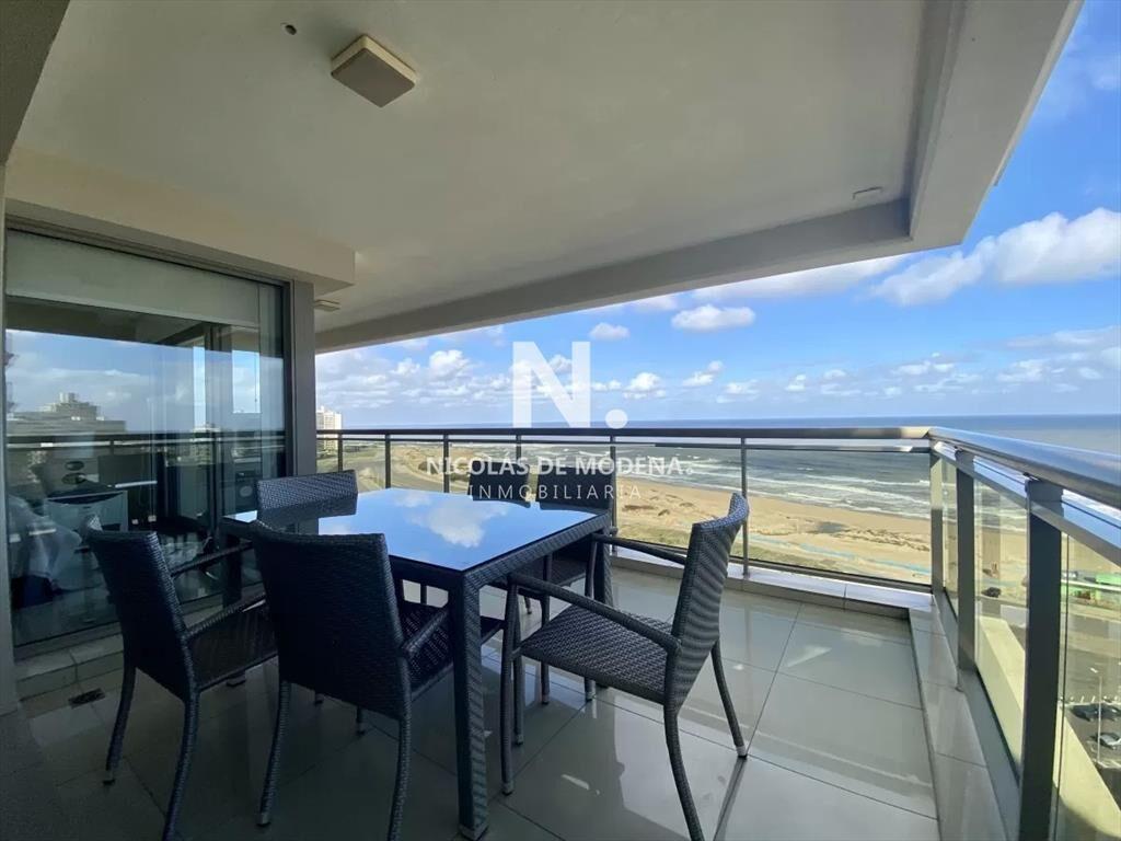 Imperiale I esquinero con agradable vista en