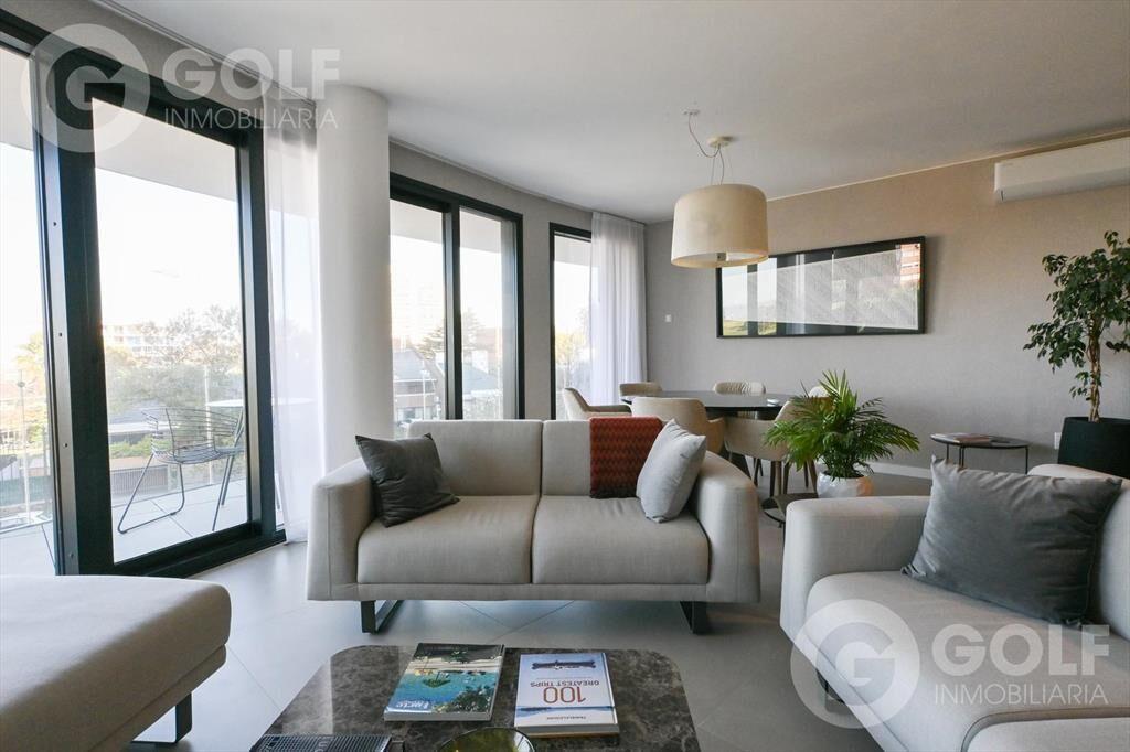 Venta de apartamento de 3 dormitorios en COSMOS - Puerto de