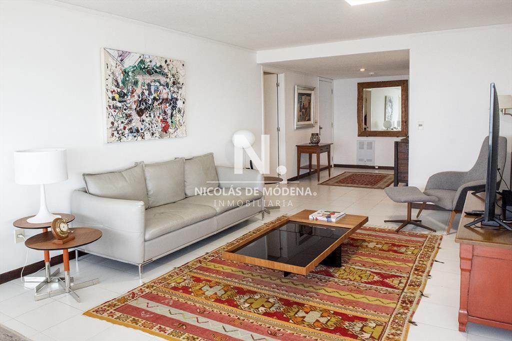 En venta apartamento en Tiburón II, de 3 con