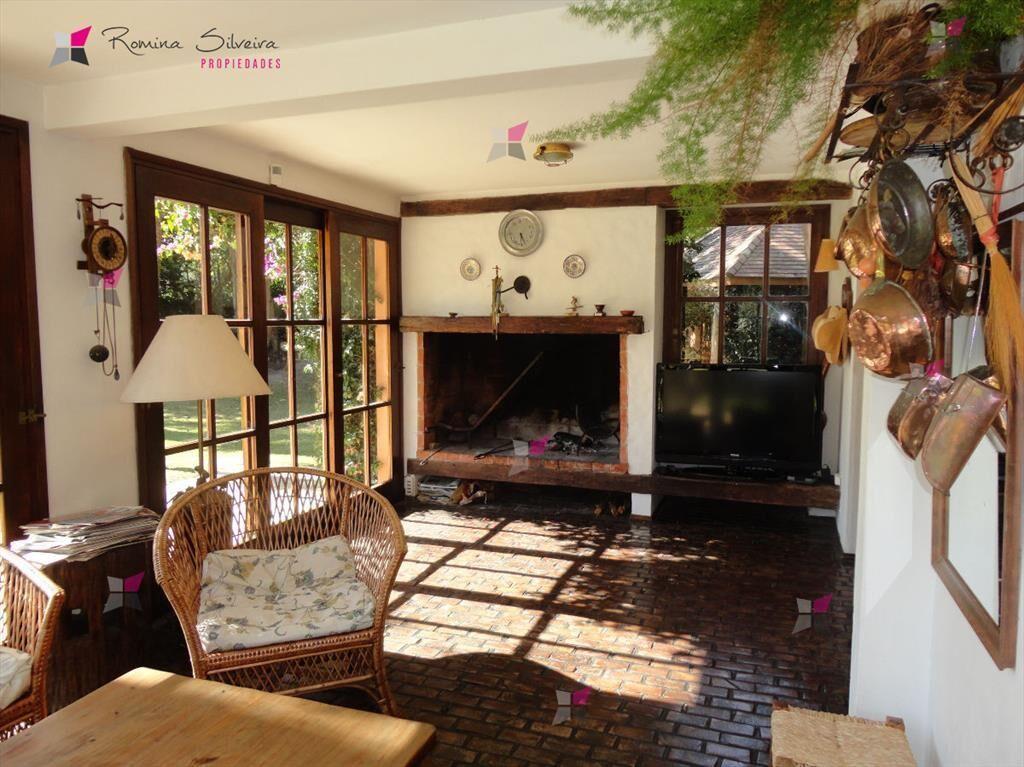 VENTA CASA DE 5 DORMITORIOS EN SAN RAFAEL