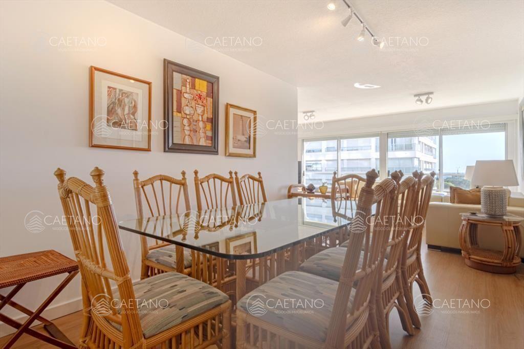 Apartamento en Punta del Este Mansa Torre en 1ra