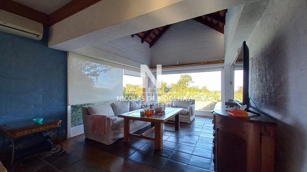 Espectacular mansion a metros del mar