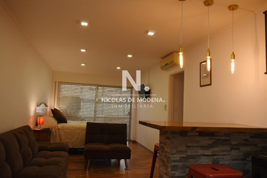 Apartamento de 1 dormitorio en Edificio Costa ,