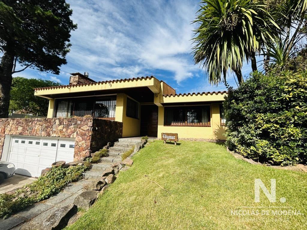 Casa en Venta, zona residencial, Pinares, Punta del Este
